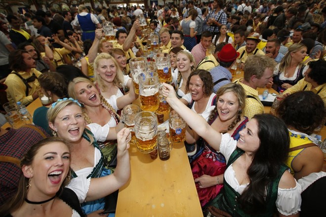 Lễ hội bia - Một trong các lễ hội truyền thống ở Đức